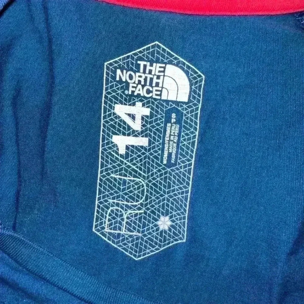 The North Face T-Shirt Blue & Red / S / USA Freeskiing Team - Picture 9 of 15